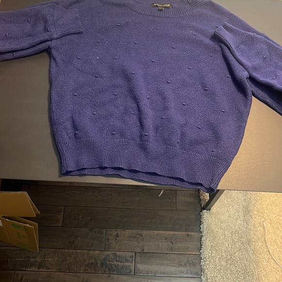 Kendall and Kylie sweater - Picture 1 of 3